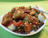 Foto del paso 4 de la receta: Pollo en salsa teriyaki con verduritas