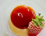 รูปขั้นตอนการทำที่ 2 ของ คัสตาร์ดวุ้นคาราเมลเคียงสตรอเบอร์รี่สด🍓🍓🍮