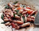 Foto langkah ke 3 dari resep 14.8#43 Cumi Asin Cabai Hijau.