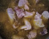 Foto langkah ke 4 dari resep Opor Kuning Ayam Kampung.