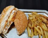 A picture of step 6 of Egg burger.