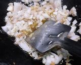 A picture of step 2 of Aloor Chop.