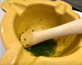 Foto del paso 4 de la receta: Salmorejo de zanahorias, frutos secos y aceite de albahaca 🌿