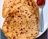 A picture of step 4 of Tikona paratha.