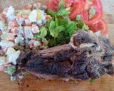 Foto del paso 1 de la receta: Pierna de cordero a la parrilla, acompañada de morrones rellenos de jamón, muzarella y huevo