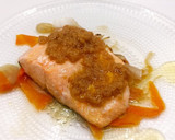 Foto del paso 9 de la receta: Salmón a la plancha con vinagreta de frutos secos