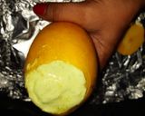 A picture of step 4 of Mango stuffed kulfi.