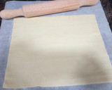 Foto del paso 2 de la receta: Palmeritas dulces de hojaldre