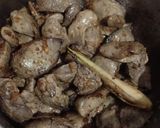 Foto langkah ke 4 dari resep Tongseng ati dan jantung ayam.