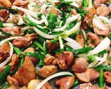 Hình bước làm 4 của món Mẹc gà lên mâm