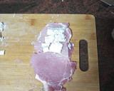 Foto del paso 1 de la receta: Chuletas de cerdo rellenas de gorgonzola con papas fritas