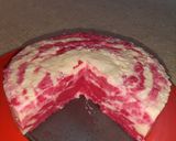 A picture of step 3 of Miss Ria Khairiyah's Puding Roti Tawar Zebra-in pink.