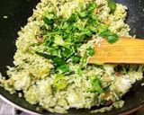 A picture of step 2 of Soya palak rice.