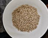 A picture of step 1 of Matar chaat.