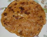 A picture of step 7 of Besan chilla.