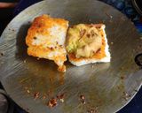 A picture of step 10 of Maharashtra famous vadapav.