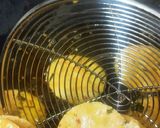 A picture of step 8 of Kasuri methi Masala puri.