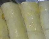 A picture of step 5 of Delicious Stuffed Dinner Rolls.