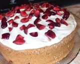 Foto del paso 5 de la receta: Bizcochuelo esponjoso con cerezas