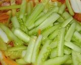 Foto langkah ke 3 dari resep Acar Timun dan Wortel.