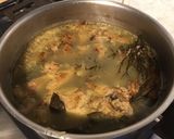 Une image de l'étape 7 de Bouillon de chapon aux herbes aromatiques.