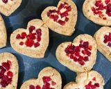 A picture of step 3 of Coconut heart cookies recipe in English.