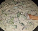 Brokkolis-gombás csirke bulgurral recept fázis 3 fotója