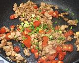 รูปขั้นตอนการทำที่ 7 ของ ไข่เจียวผัดมะเขือเทศ🍅