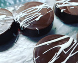 Foto del paso 5 de la receta: Oreos bañadas en chocolate