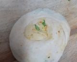 A picture of step 4 of Coriander lachcha Paratha.