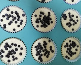 Foto del paso 4 de la receta: Muffins de queso crema y chips de chocolate