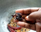 A picture of step 1 of Ellu sadam/ sesame rice in 15 minutes.