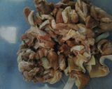 Foto del paso 1 de la receta: Arroz con lapa en cazuela de barro (a leña)