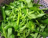 Foto langkah ke 1 dari resep Cah kangkung terasi.