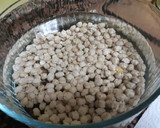 Foto del paso 1 de la receta: Garbanzos con bacalao