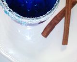 A picture of step 3 of Cinnamon blue fizz.