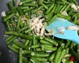 Foto langkah ke 5 dari resep Tumis Tempe Kacang Panjang.