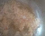 A picture of step 2 of Tuna Rice 20/10 🔝🔥.