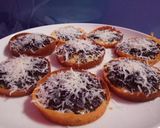 Foto langkah ke 5 dari resep Martabak Manis KW / Martabak Teflon / Martabak Mini.