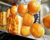 Foto langkah ke 7 dari resep Roti Manis Lembut isi Kelapa.
