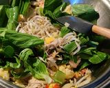 Foto langkah ke 3 dari resep Mie Goreng ala Chinese Resto.