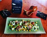 Foto del paso 7 de la receta: Ensalada primaveral mar y tierra con aceite Vidalim Omega 3