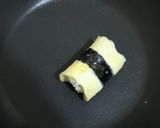 Foto langkah ke 4 dari resep Egg Roll Sushi.