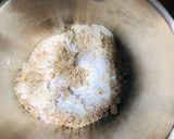 Une image de l'étape 2 de Muffins aux groseilles et crumble de noisettes.