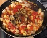 Une image de l'étape 8 de Tarte bonhomme » au céleri branche,tomates, mozzarella,oignon de roscoff et poivre vert frais.