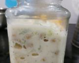 A picture of step 2 of 3 Variety SALAD JARS.