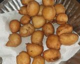A picture of step 3 of Dahi vada.