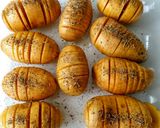 Une image de l'étape 2 de Pommes de terre Hasselback.