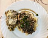 Foto del paso 5 de la receta: Pechuga de Pollo rellena con champiñones al ajo y queso Crema, sobre cama de Puré de Papa
