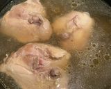 Hình bước làm 1 của món Mì gà cua